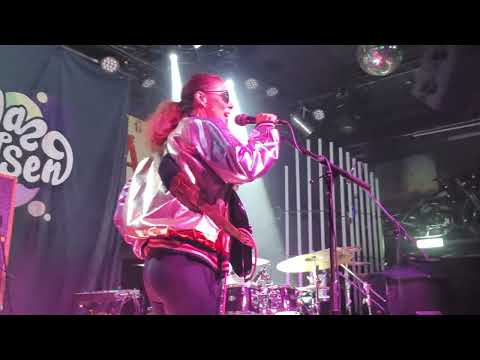 Ida Nielsen & the Funkbots - Medley (feat. Rasmus Larsen on 1999) - Rider's Cafe, Lübeck, 07.10.2023