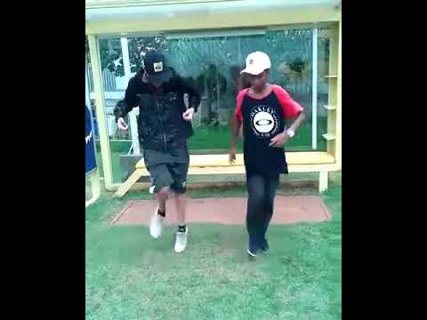 DJ Henrique de Ferraz Então toma, Passinho dos Maloka.