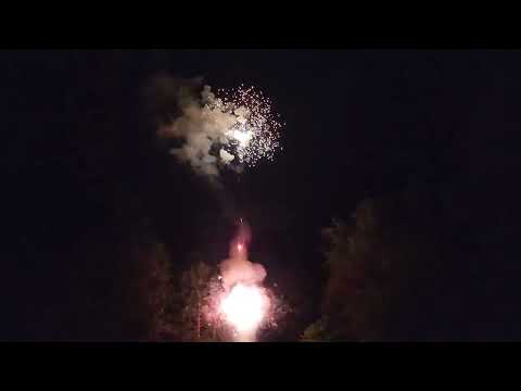 MOUNTAIN MIST FIREWORK  100 SHOT