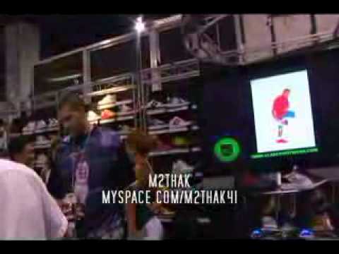 M2thaK Show: Fake Necklace Flexing At Magic Convention lol