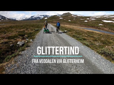 FOTTUR TIL GLITTERTIND - 2465 M.O.H.
