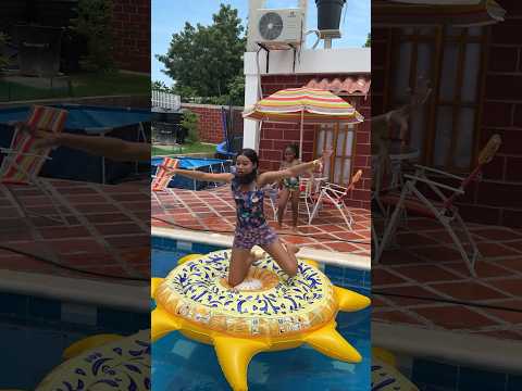 Dulce does it to Luisa 😨🤣 #viralshorts comedydrama