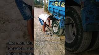 Download lagu hadapi dengan senyuman. #viral #status #sad #story mp3