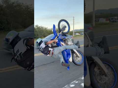 I fell down on my brand new 2024 yz450 🤦🏻‍♂️😢🤕  #yamaha #yz450 #fail #fall #crash #wheelie #mx