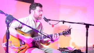 Eric Chenaux plays Amazing Backgrounds