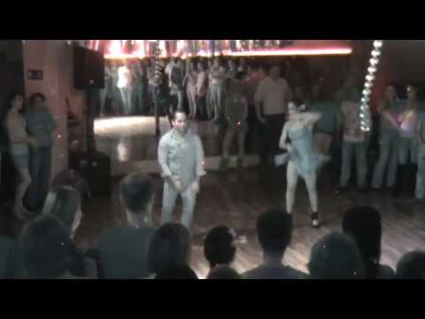 Diamarys Sarabaza Cuesta und Papito Estevez Ortiz - Trainer der Latin Dance Academy