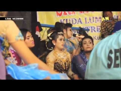 UWA UWA BANGO  voc.Mimin Aminah - SENI SINTREN SRI MULYA SEJATI Live Wijahan 2017