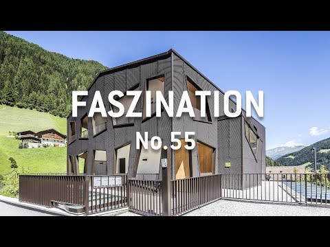 Moderne Architektur trifft auf idyllische Bergwelt