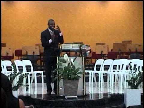 Pregação Pastor Alfredo Felix (Angola) Culto UMADEP 19-10-2013