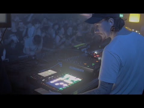 Akai Force Standalone Music Product / DJ Performance System 2019 - Black image 9