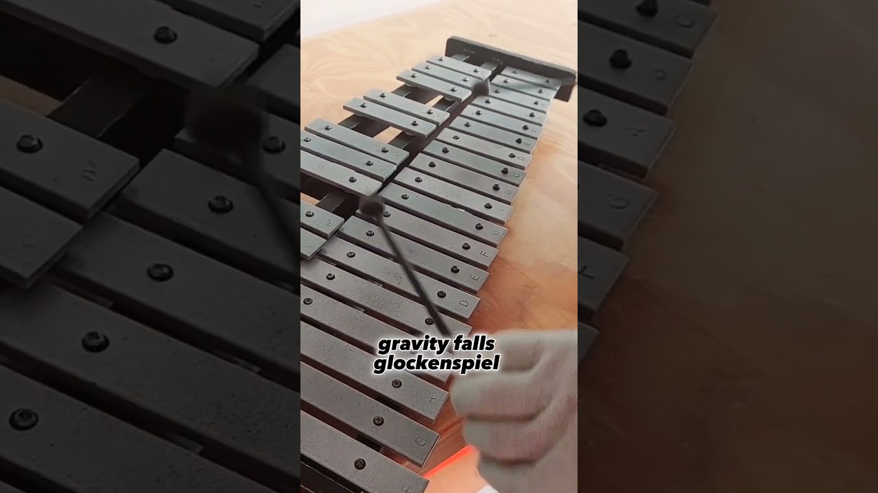 tocando gravity falls en la lira (Glockenspiel)