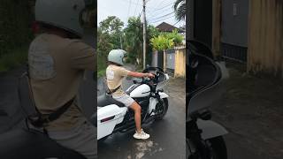 Download lagu If you ride this motorbike, I guarantee your armpits won't smell #harleydavidson mp3