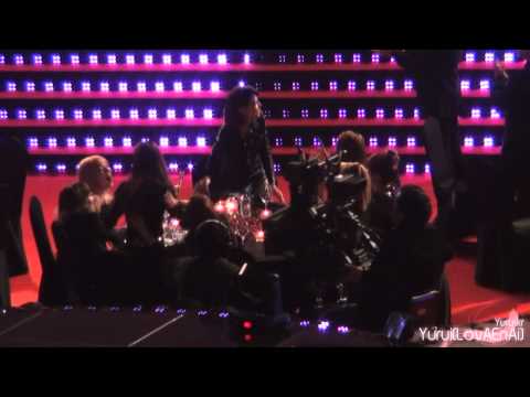[Fancam] SNSD :: 101209 25th GDA 2010 - CNBLUE