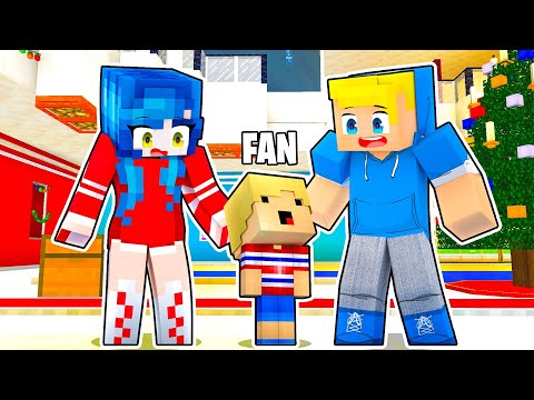 Un FAN Entra Nella Nostra VILLA!! - Minecraft Natale