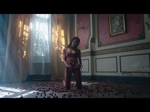 Lula Miranda - Cherry Kiss (Official Video)