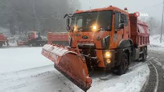 Bolu Dağı beyaza büründü: Kar kalınlığı 10 santimetreye ulaştı