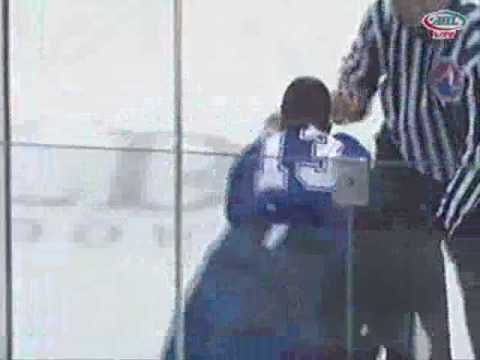 Andre Deveaux vs Nathan McIver
