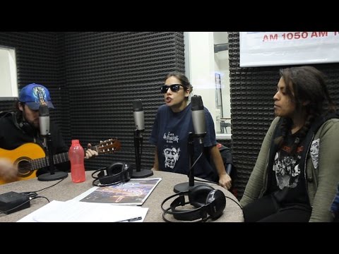 Sara Hebe y sus músicos en solidaridad con la lucha de los obreros de Lear