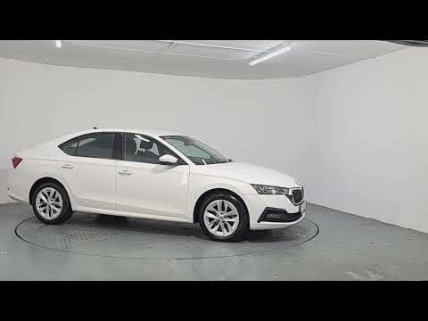 Skoda Octavia AMB 2.0TDI Diesel Manual - Image 2