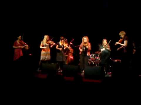 String Sisters live