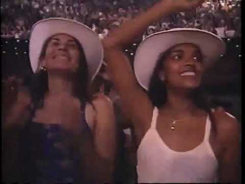 Amigos 1997 REDE GLOBO - Chitãozinho & Xororó cantam "Só Meu Coração" - Show Amigos Belo Horizonte