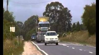 preview picture of video 'WESTERN STAR EASTBOUND NEAR LEONGATHA IN 2010'