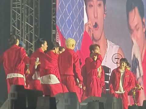 220925 SEVENTEEN - Mansae fancam @ Be the Sun in Jakarta Day 2