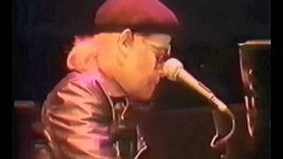 Elton John - Better Off Dead (Live at Wembley Empire Pool 1977)