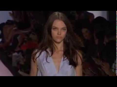 BCBG Max Azria Primavera Estate 2014, sfilate New York