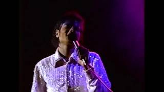 The Jacksons - [07] She&#39;s Out Of My Life | Victory Tour Toronto 1984
