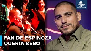 Espinoza Paz “huye” de fan que insistía en besarlo