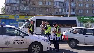 У Миколаєві п'яний водій влаштував ДТП із трьома автомобілями (відео)