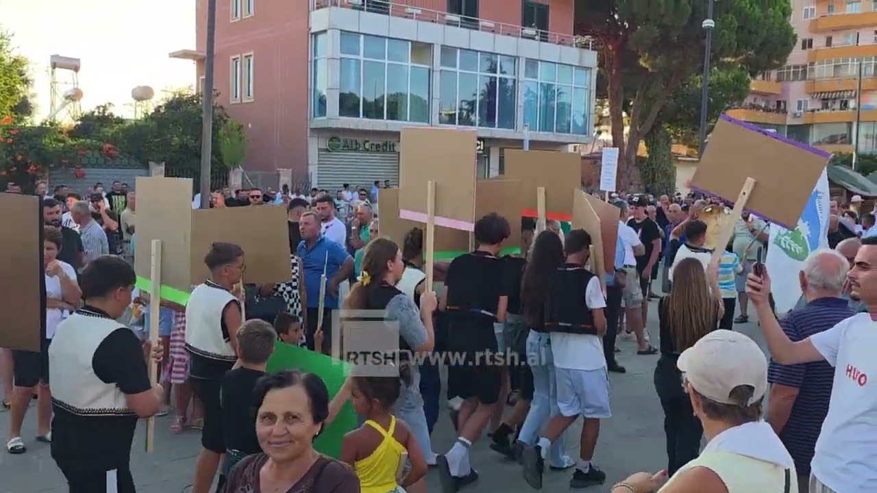 Propozimi për Reformën Territoriale/ Protesta qytetare në disa bashki: Jemi kundër bashkimit!