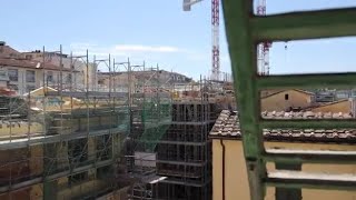 San Gallo, il sopralluogo al cantiere (contestato) del futuro resort