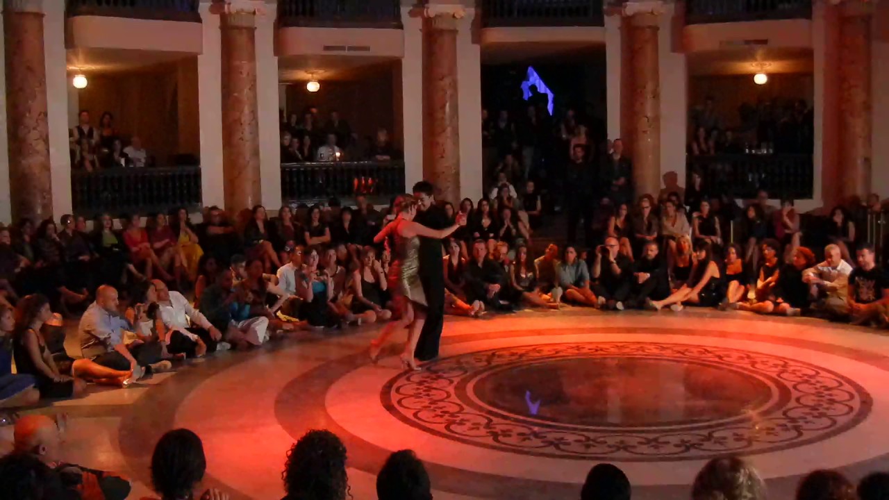 Esibizione di Carlitos​ Espinoza​ e Noelia​ Hurtado​ al Winter Tango 2016