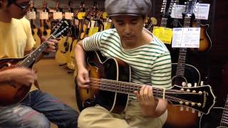 Video thumbnail for Dolphin Guitars - EASTMAN : MDC-805(Mandocello) by ドルフィンギターズ江坂