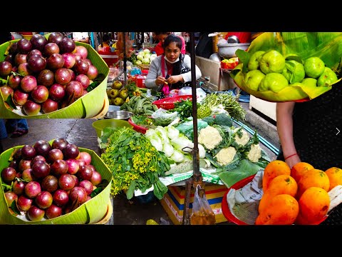 Street Food Tour - Daily Fresh Foods And People Activities In Phnom Penh Market