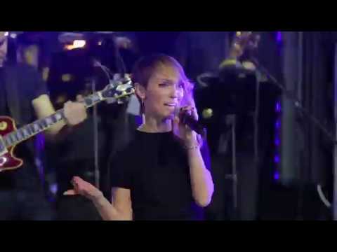 Viola & Alex Calancea Band - Womanizer