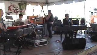 The Queen Killing Kings performing desire, design SXSW