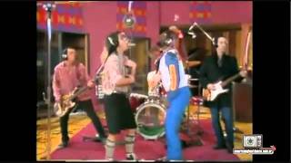 Red Hot Chili Peppers - American Ghost Dance (Grabando en Estudio, 1985)