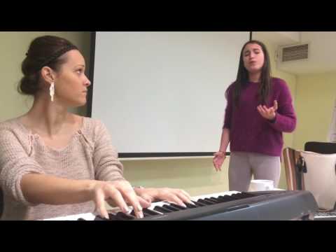 Ivana Dimkovski (cover) -Pukni zoro i skola pevanja Voice Stars Factory🌟💫