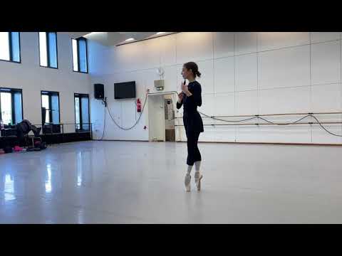 Emma Lucibello / Don Quixote - Act III Kitri Variation