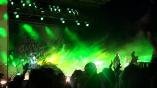 NEW SONG: We Won&#39;t Numb The Pain: By Tenth Avenue North