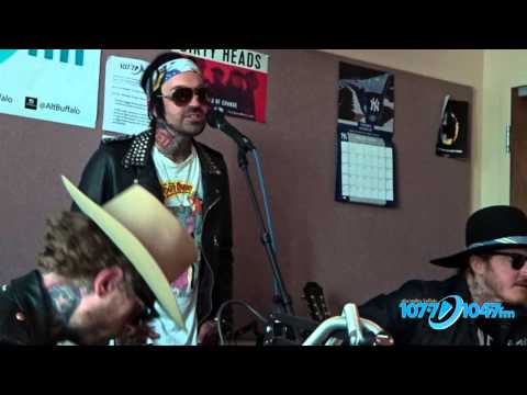 Acoustic 107 Session | Yelawolf - "Till It's Gone" | 5-14-15
