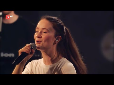 Sigrid - Head On Fire (Live at Pop Around Bauhaus)