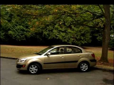 Drive - Kia Rio vs Mercedes CLS55 AMG