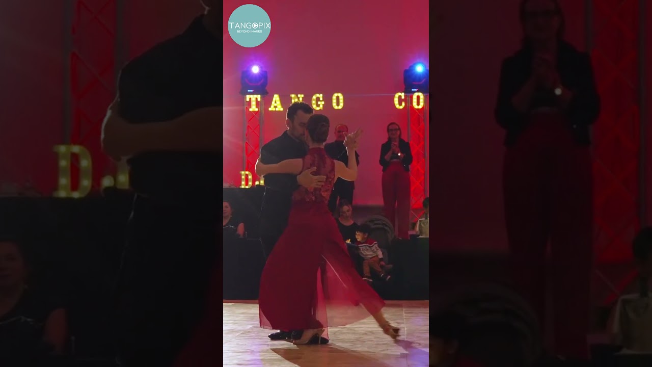 Andrea Vighi & Chiara Benati dance Roberto Goyeneche - El último café