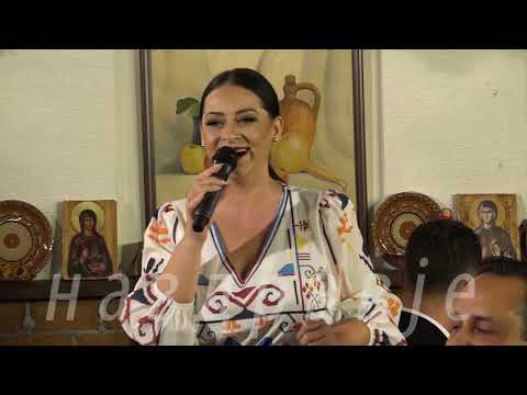 Aneta Molika i Ekstra Bend - Ah Vie ludi mladi godini - Emisija Nazdravje Live TV Show