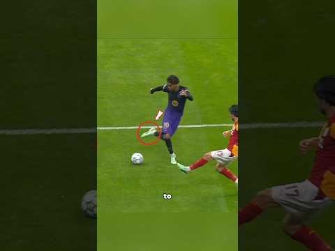 The Only Dribble Yamal Can Do That Ronaldo Never Could #ronaldo #lamineyamal #messi #championsleague