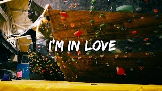 BOULDERING IS THE COOLEST THING EVER